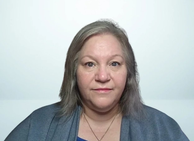 Karen Chandler headshot